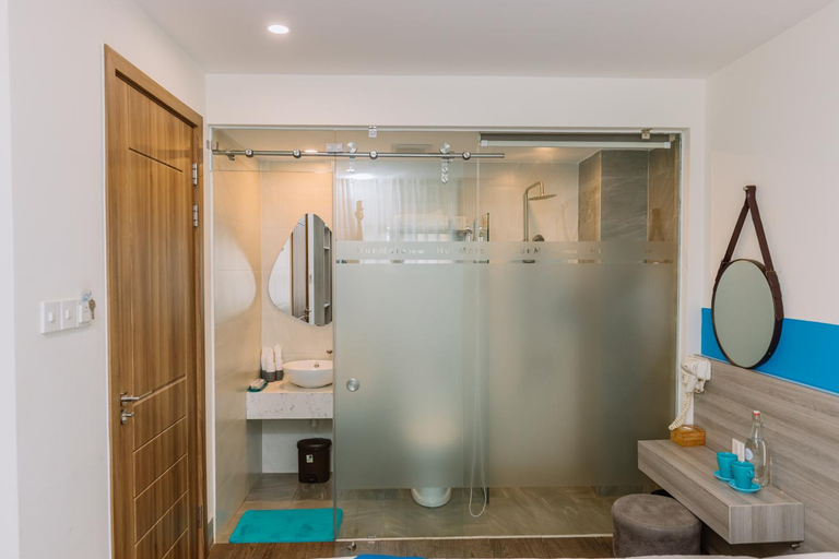 Bathroom 5, TOVO HOSTEL, Huế