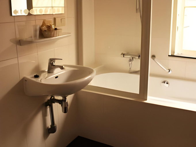 Bathroom 4, T Hotel, Amsterdam