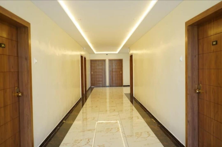 Public Area 2, Hotel MADHAVAN INN, Satara