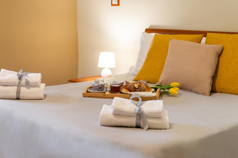 Bedroom 3, Rome's Best Holidays, Rome