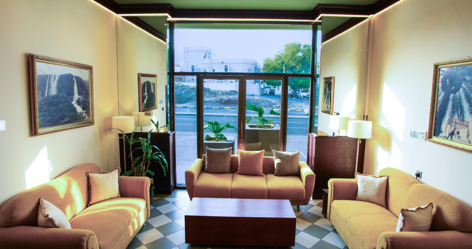 Public Area 2, Itlalat Al Shorouq Hotel, Muttrah
