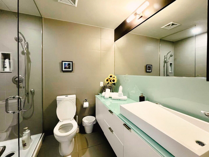 Bathroom 3, Union and Front Suites, Toronto
