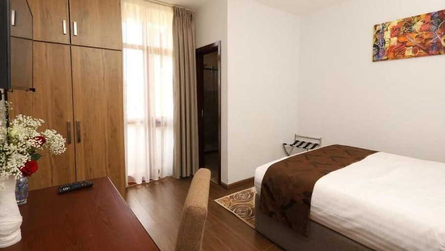 Bedroom 2, Black Horse Hotel, Addis Abeba