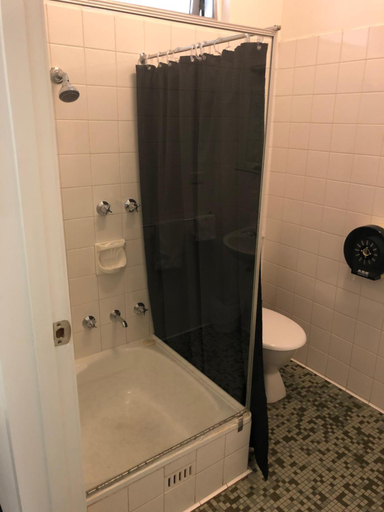 Bathroom 3, Blue Gums Hotel, Adelaide