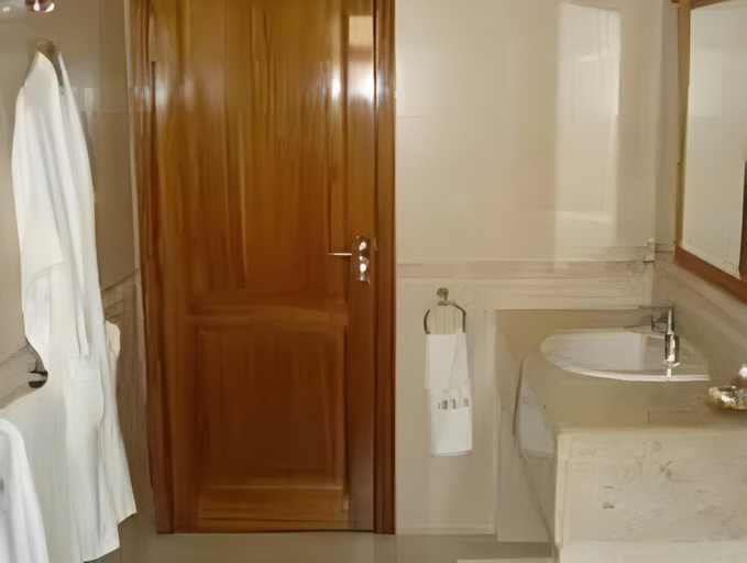 Bathroom, Hotel Malta, Meknès