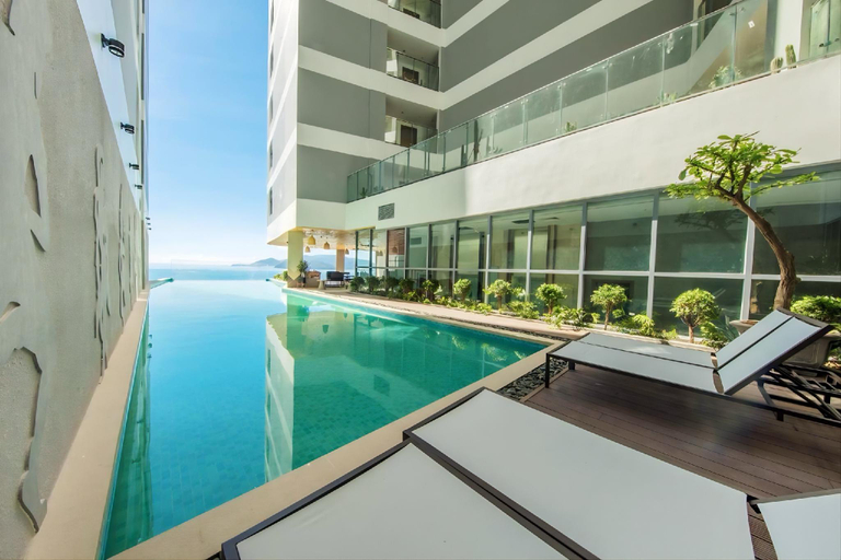 Sport & Beauty 2, LYN Panorama Beachfront Studio, Nha Trang