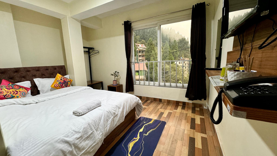 Bedroom 3, Darjeeling Hillside Inn, Darjiling