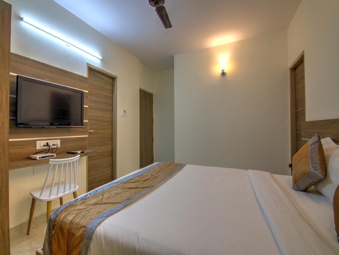 Others 4, Sunshine Suites Grand Deluxe, Bangalore
