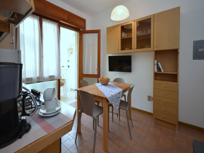 Kitchen 2, Enjoy our bright apartment, Udine