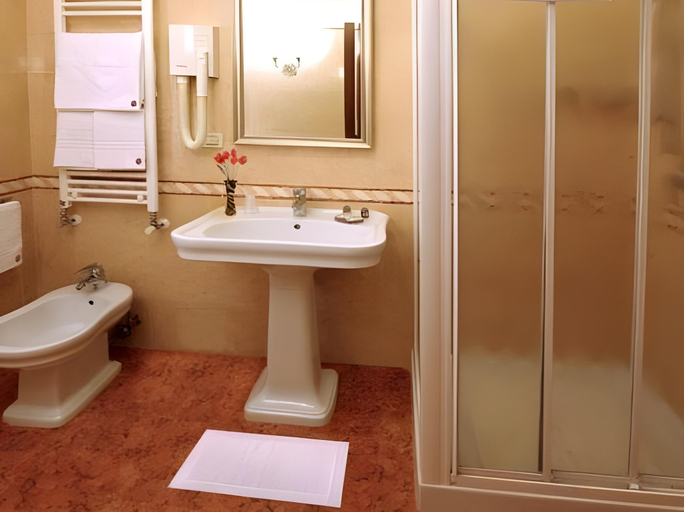 Bathroom 4, Mercurio, Venezia