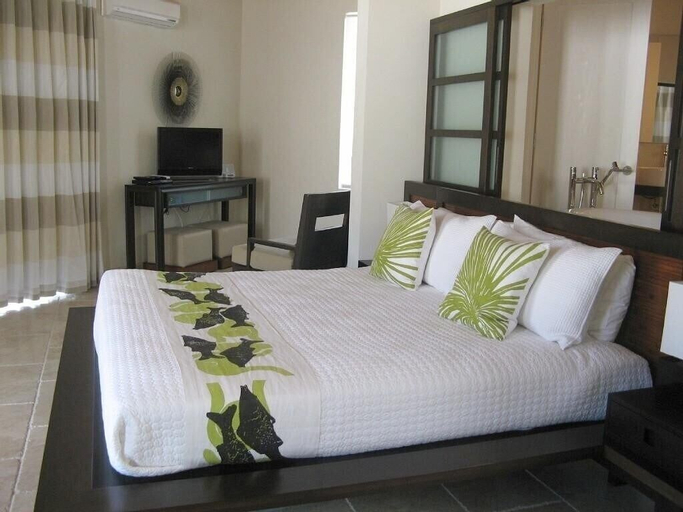 Bedroom 3, Sky Beach Club Bungalow 2 Cabin