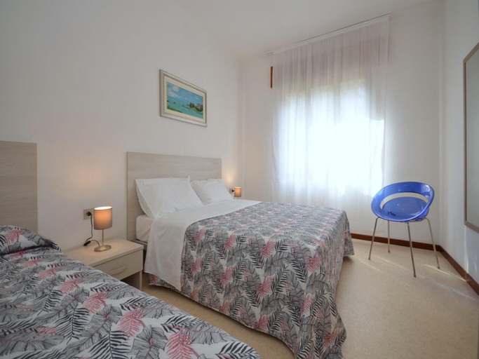 Bedroom, Enjoy our bright apartment, Udine