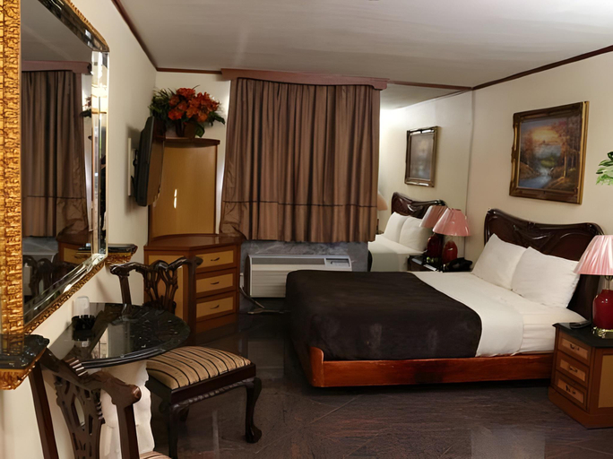 Bedroom 3, Paris Suites Hotel, New York