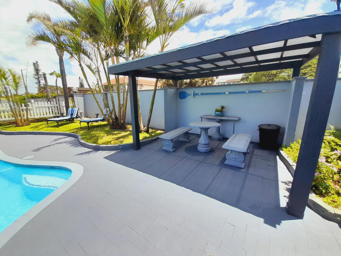Others 4, Sea Breeze Shelly Beach, Ugu