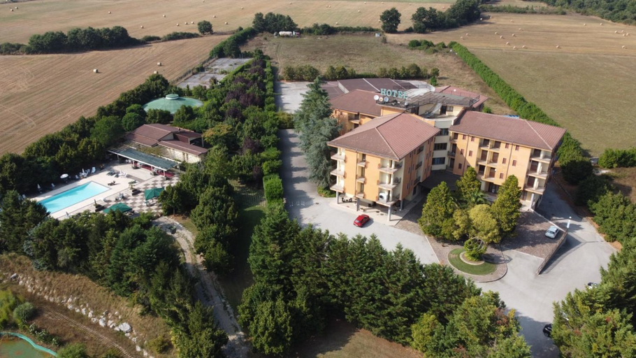 Exterior & Views 2, Hotel Park Grumentum, Potenza