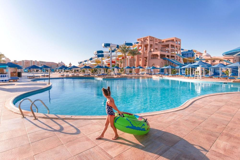 Sport & Beauty 2, Titanic Aqua Park Resort - Families and Couples Only, Safaja