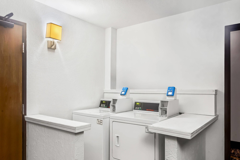 Others 5, Quality Inn & Suites Howe - Sturgis, LaGrange