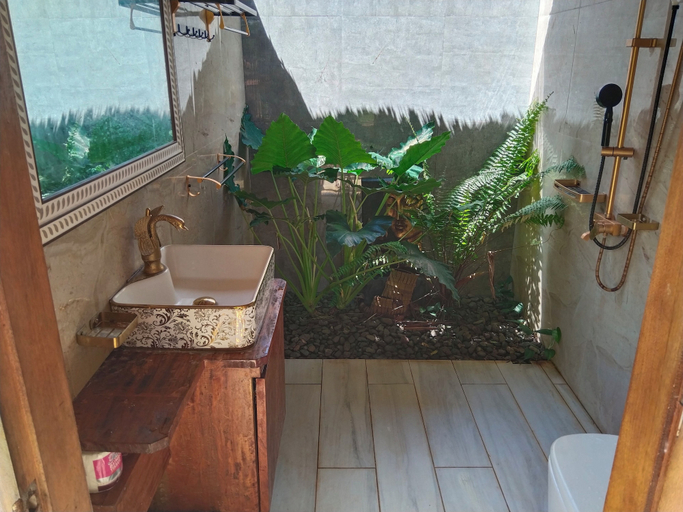 Bathroom, Calicoan Surf Retreat, Guiuan