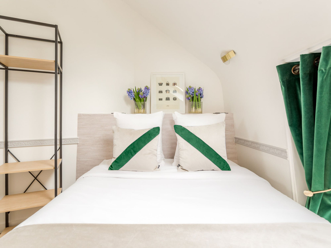 Bedroom 3, Merveil Luxury Suites - Royale - Saint Honore view, Paris