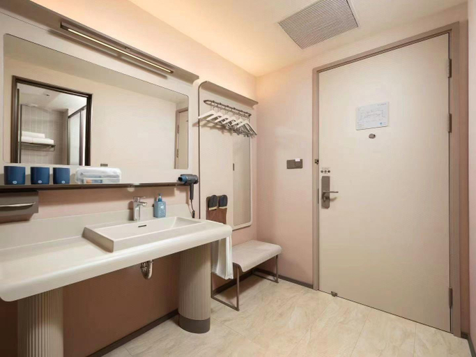 Bathroom 3, Hanting Hotel Shenyang Railway Station West Square, Shenyang