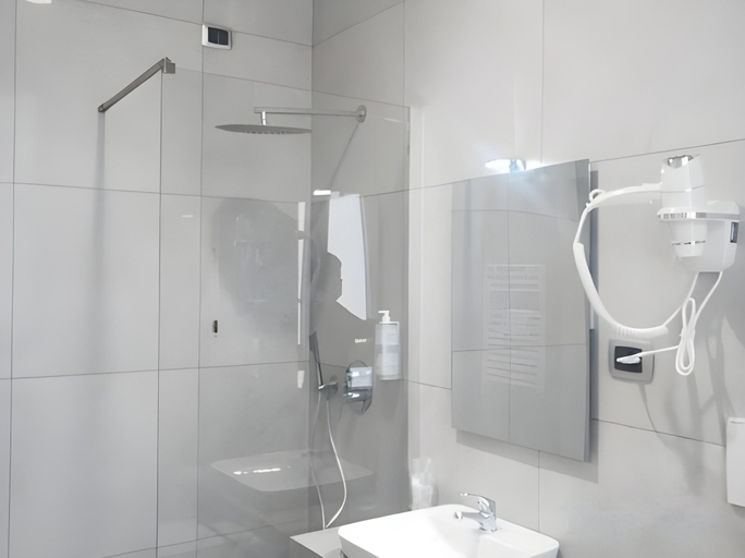 Bathroom 5, CSI Group - Hotel Central Station, Milano