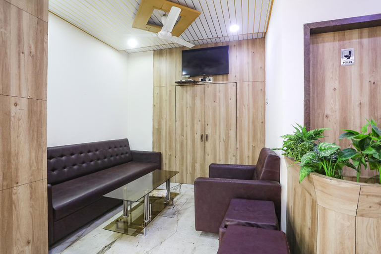 Public Area 2, FabHotel Vedanta Inn - Nr. Sitabudli Fort, Nagpur