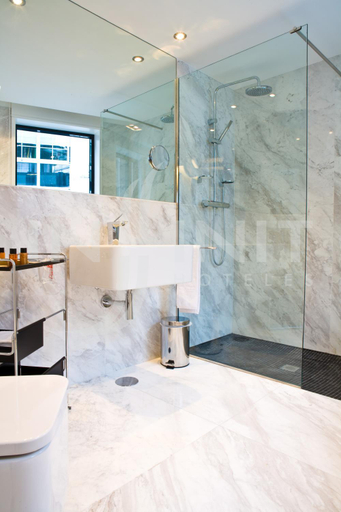 Bathroom 3, Hotel Inffinit, Pontevedra