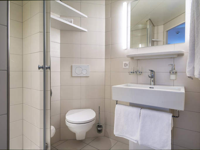 Bathroom 3, Lai Lifestyle Hotel, Albula