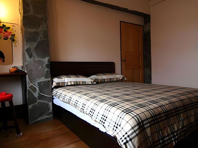 Bedroom 2, Jiufen Kozy StoneHouse B&B, New Taipei City