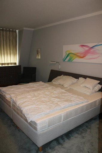 Bedroom 3, Lachnerhof, Erlangen