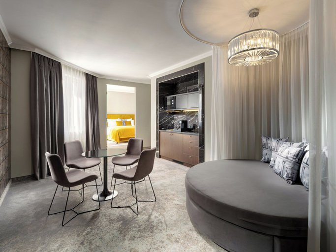 Bedroom 4, Mamaison Hotel Chain Bridge Budapest, Budapesti