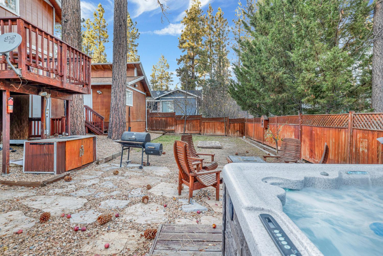 Sport & Beauty, The Cozy Cottage#2384, San Bernardino