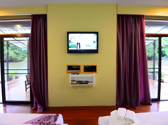 Bedroom 3, Boutique Raft Resort River Kwai, Sai Yok