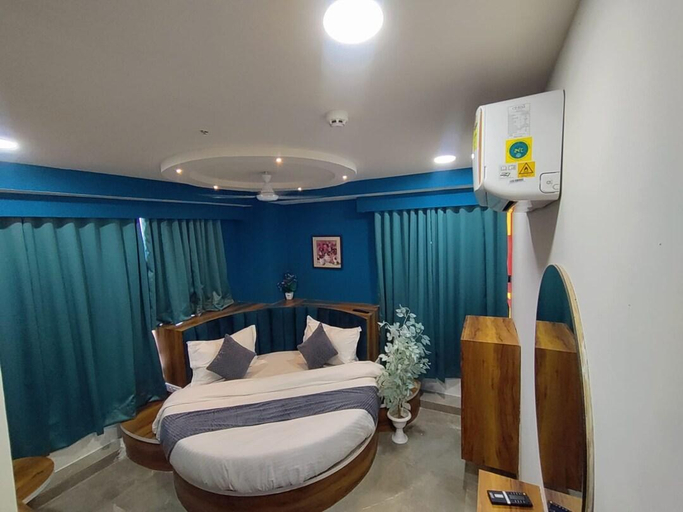 Bedroom 4, hotel lee park, Ahmadabad
