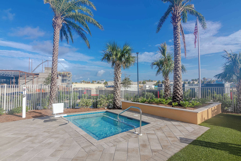 Pool 5, Sandy Feet Retreat Ocean View Condo, Bay