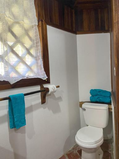 Bathroom 5, Bungalows Malu, Talamanca