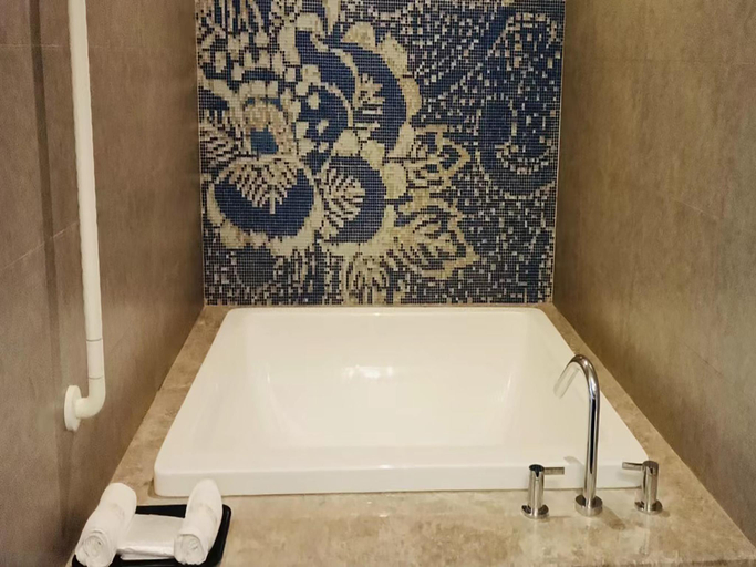 Bathroom 3, Orange Hotel Beijing Happy Valley R&F City, Beijing