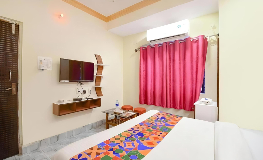 Bedroom 3, Hotel New Om Shanti International, South 24 Parganas