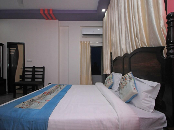 Bedroom 3, Hotel Krishna Palace, Udaipur