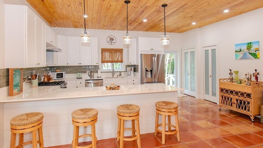 Food & Drinks, Palmetto House 2 Bedroom Home