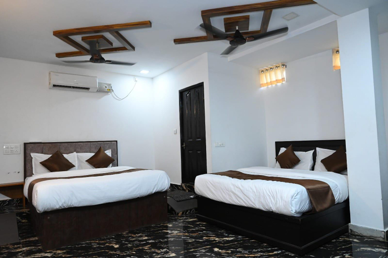 Others 4, Hotel Palace Lodge, Dakshina Kannada