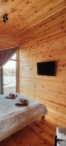 Bedroom, Riverhouse Luis Neubau