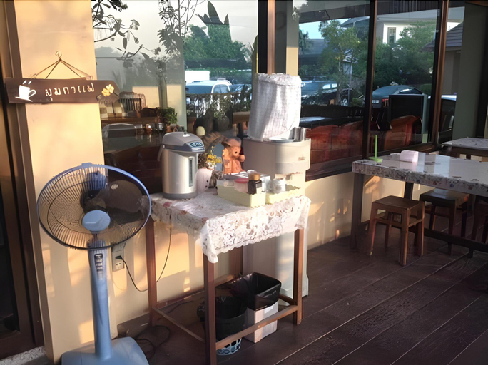 Food & Drinks 5, Huaymuang Apartment, Muang Ubon Ratchatani