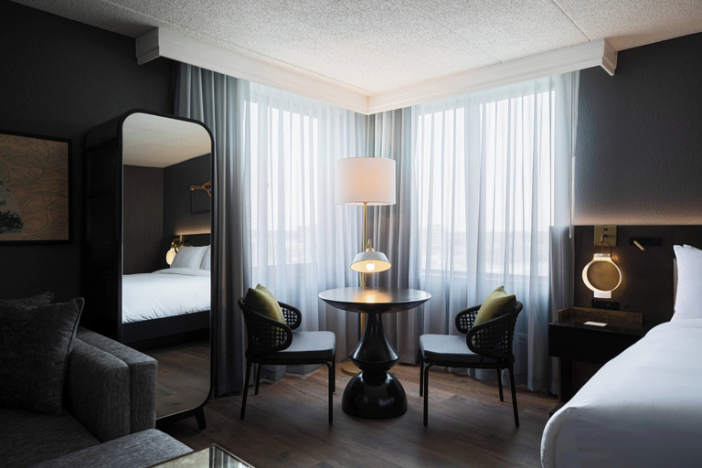 Bedroom 3, Renaissance Chicago North Shore Hotel, Cook
