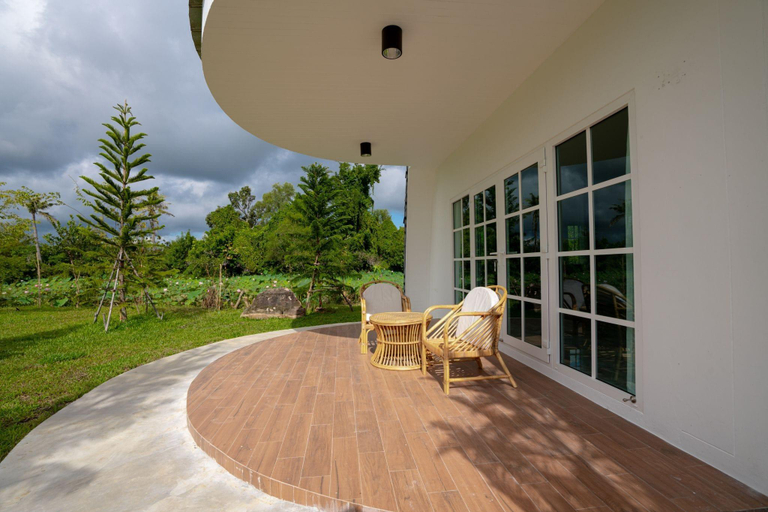 Others 5, Hotel Maya Resort, Warin Chamrap