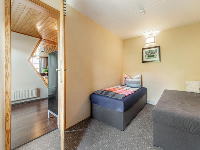 Bedroom 2, Ferienwohnung Betty bei Heiligendamm mit Garten, Rostock