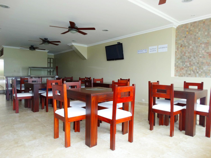 Food & Drinks 5, Hotel Marvento Suites, Salinas