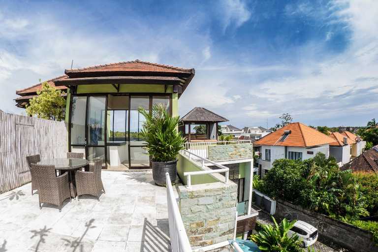 Others 4, VILLA 2 BR , quiet & central, Seminyak Petitenget, Badung