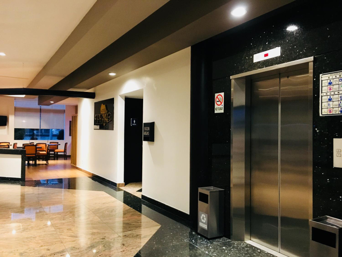 Public Area 3, Hotel Harare, Mexico City