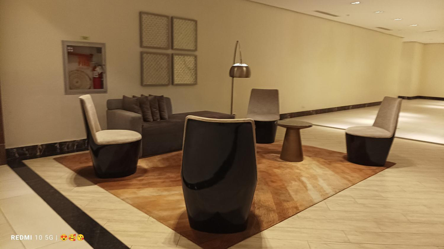 Others 5, Mactan Newtown  Condoterl, Lapu-Lapu City